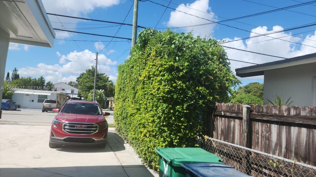 3533 SW 91st Ave , Unit A, Miami, FL 33165 Photo