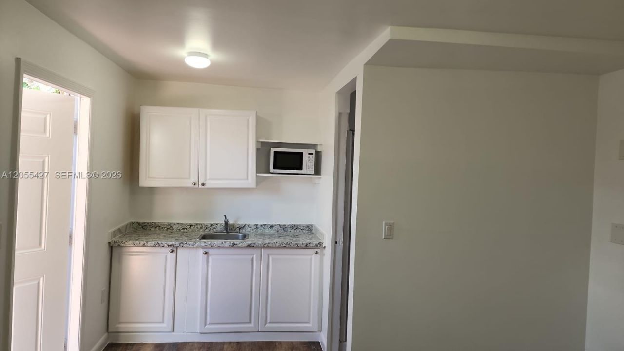 3533 SW 91st Ave , Unit A, Miami, FL 33165 Photo