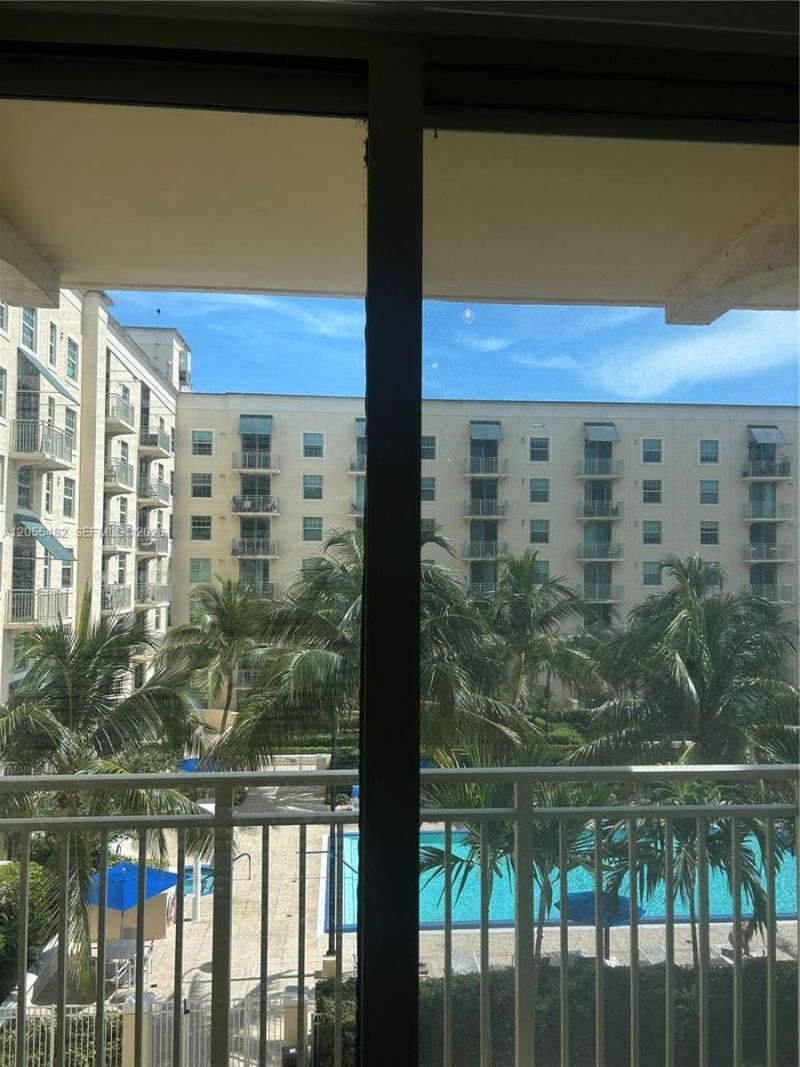 610 Clematis St , Unit 511, West Palm Beach, FL 33401 Photo