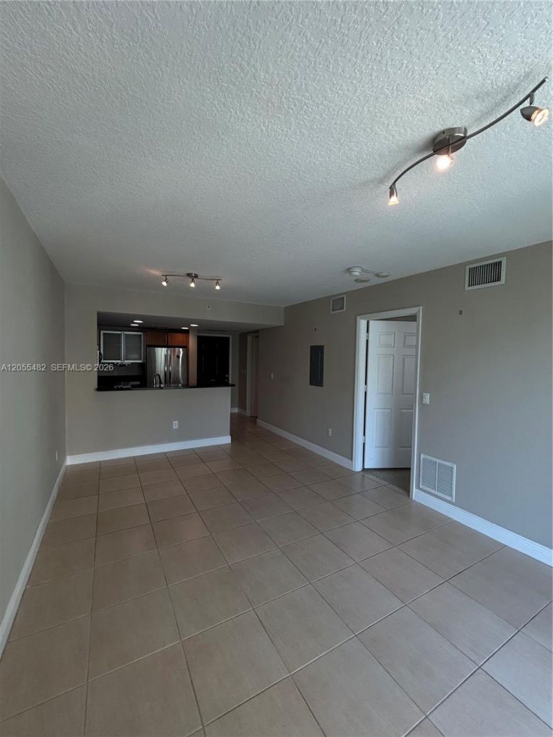 610 Clematis St , Unit 511, West Palm Beach, FL 33401 Photo