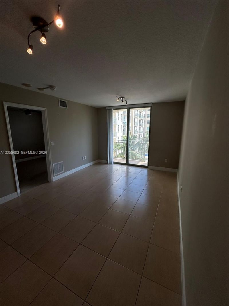610 Clematis St , Unit 511, West Palm Beach, FL 33401 Photo