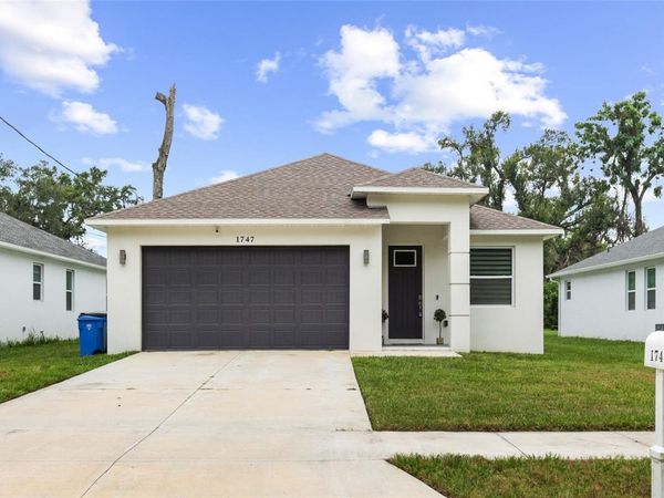 1747 S OAK STREET , SEFFNER, FL 33584