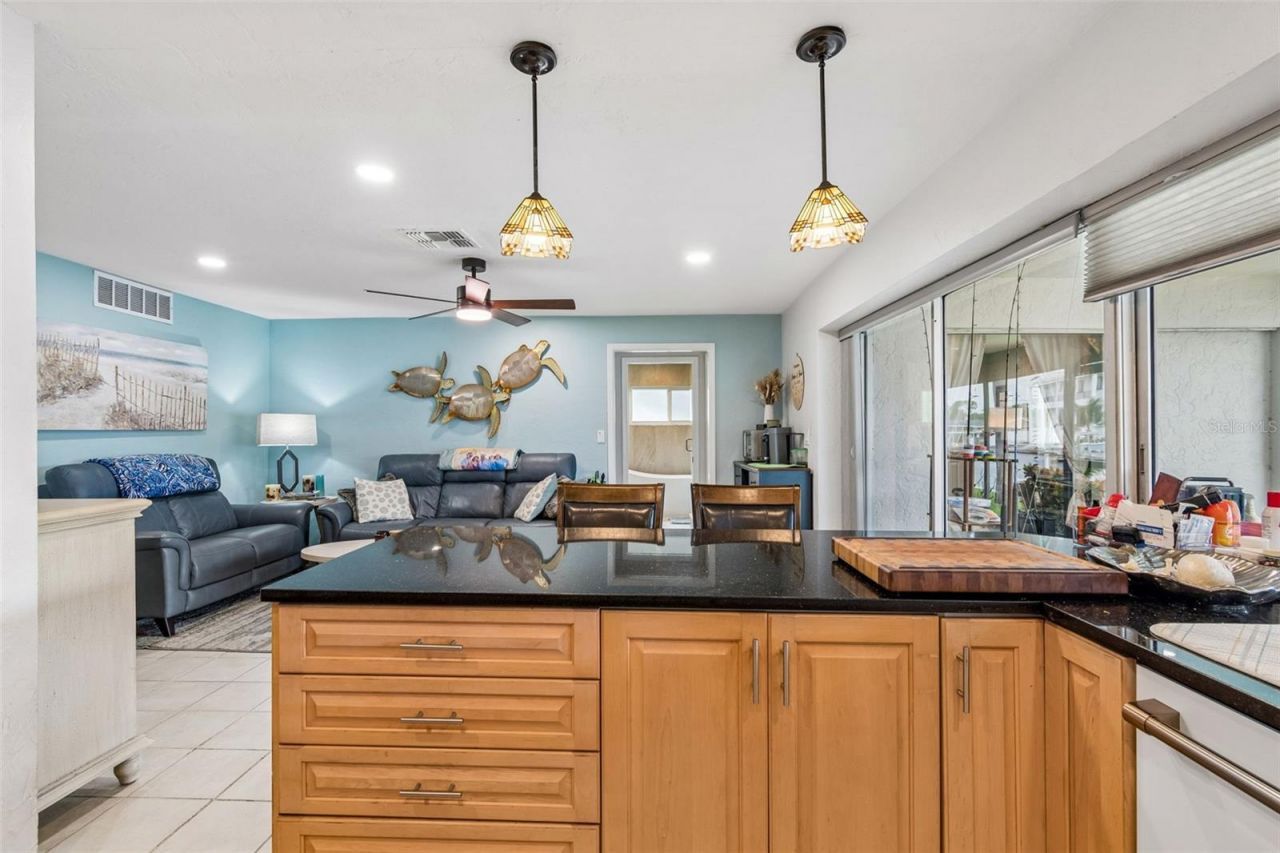 1473 50th Avenue Ne, Saint Petersburg, FL 33703 Photo