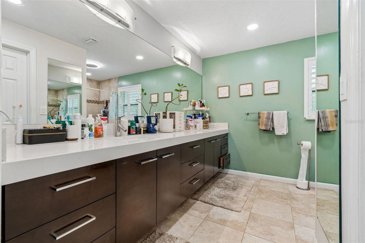 1473 50th Avenue Ne, Saint Petersburg, FL 33703 Photo