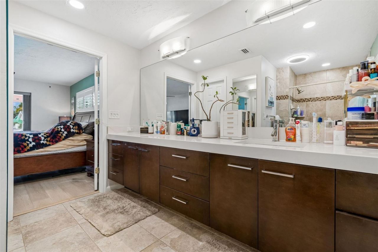 1473 50th Avenue Ne, Saint Petersburg, FL 33703 Photo