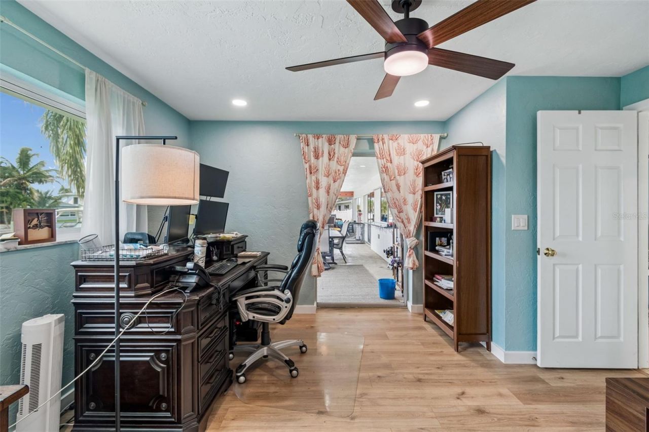 1473 50th Avenue Ne, Saint Petersburg, FL 33703 Photo