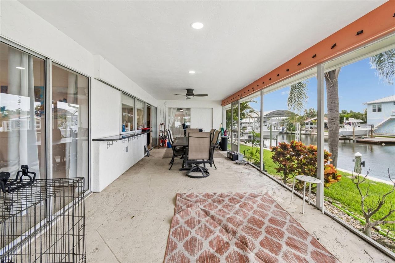 1473 50th Avenue Ne, Saint Petersburg, FL 33703 Photo