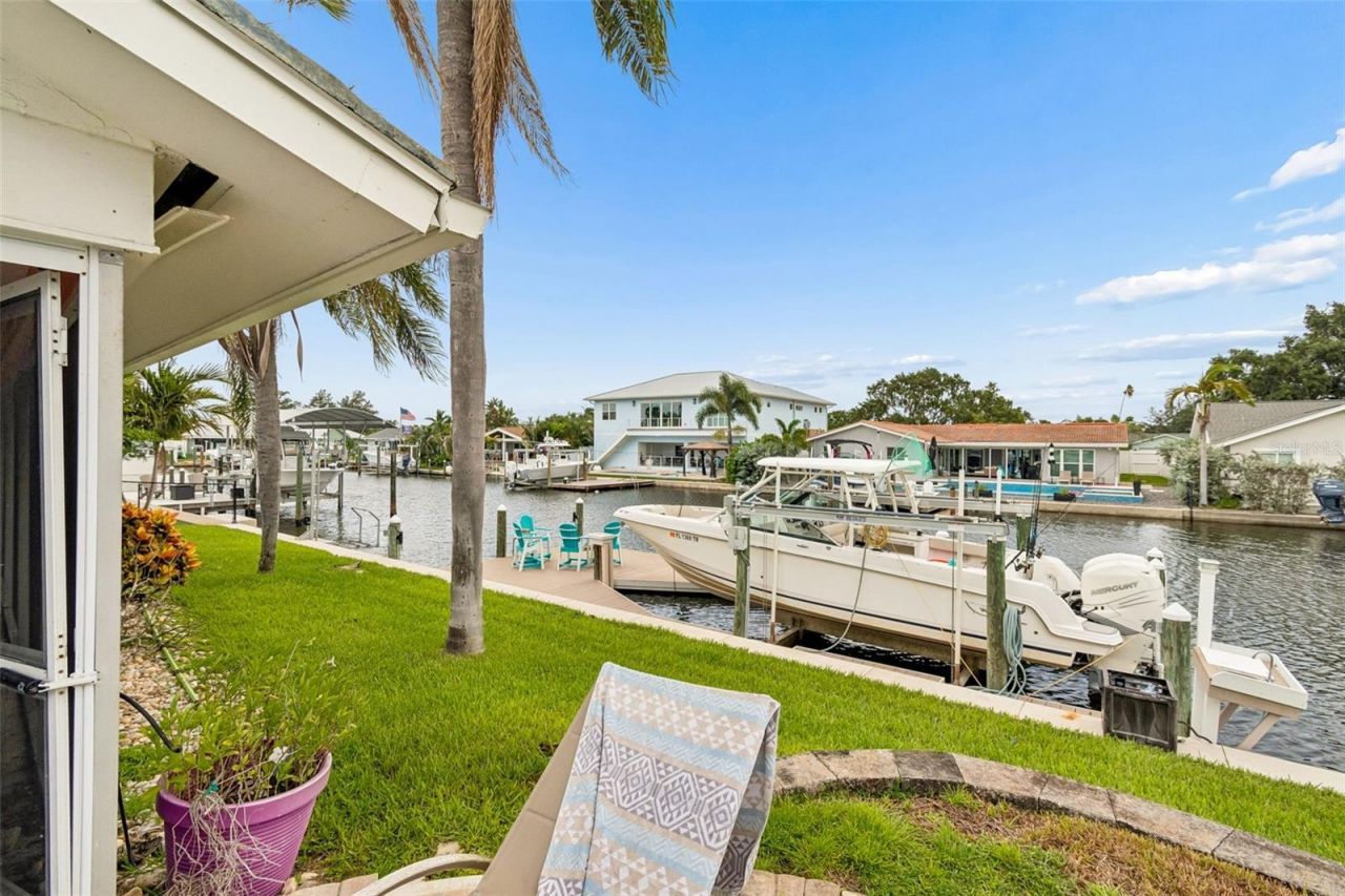 1473 50th Avenue Ne, Saint Petersburg, FL 33703 Photo