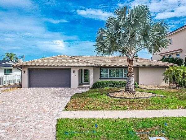340 PALM ISLAND NE, CLEARWATER BEACH, FL 33767