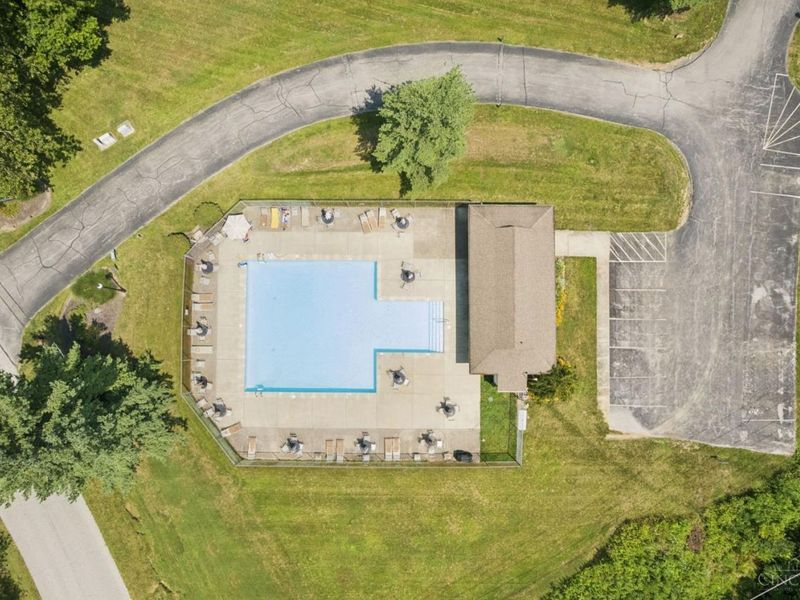 455 Dartmouth Circle, Unit 22, Union Twp, OH 45244 Photo 14