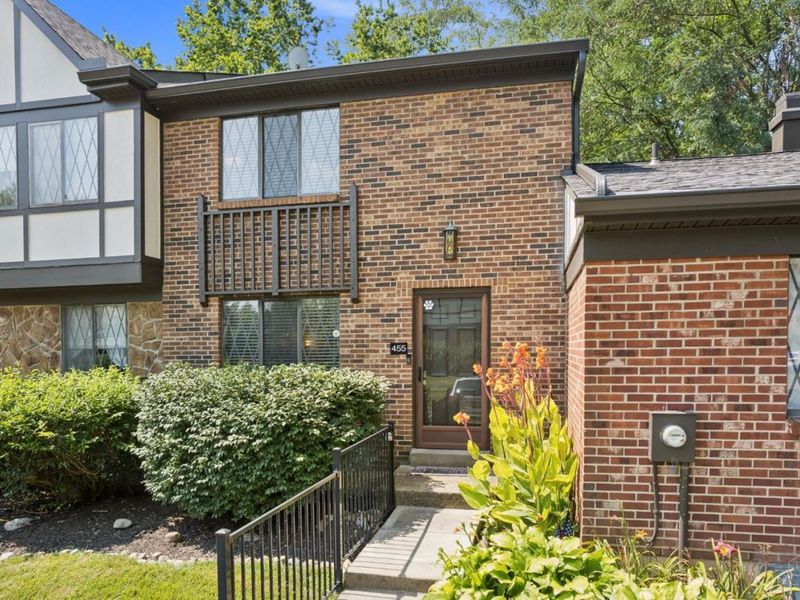 455 Dartmouth Circle, Unit 22, Union Twp, OH 45244 Photo 4
