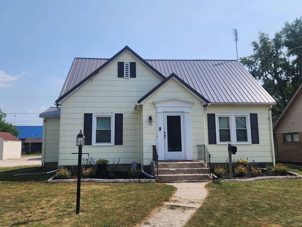 706 High Street, Berne, IN 46711