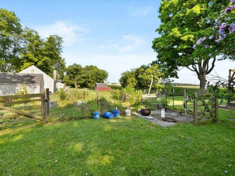 7537 N Montgmy Co L Road, Englewood, OH 45322 Photo 32