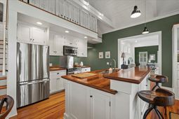 206 Marsh Pointe Drive photo 4