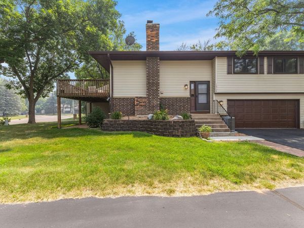 10724 Cavell Road , Bloomington, MN 55438