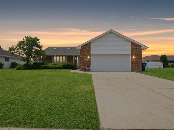 2968 Autumn Lane , Dyer, IN 46311