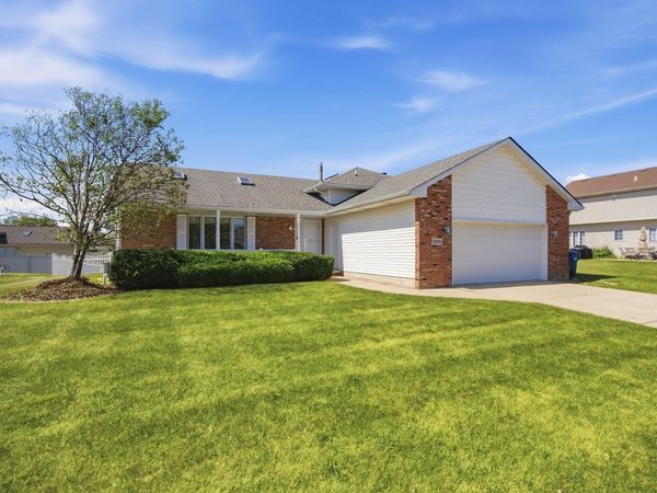 2968 Autumn Lane, Dyer, IN 46311