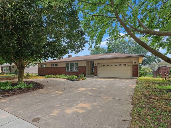 275 Taft Street, Zeeland, MI 49464