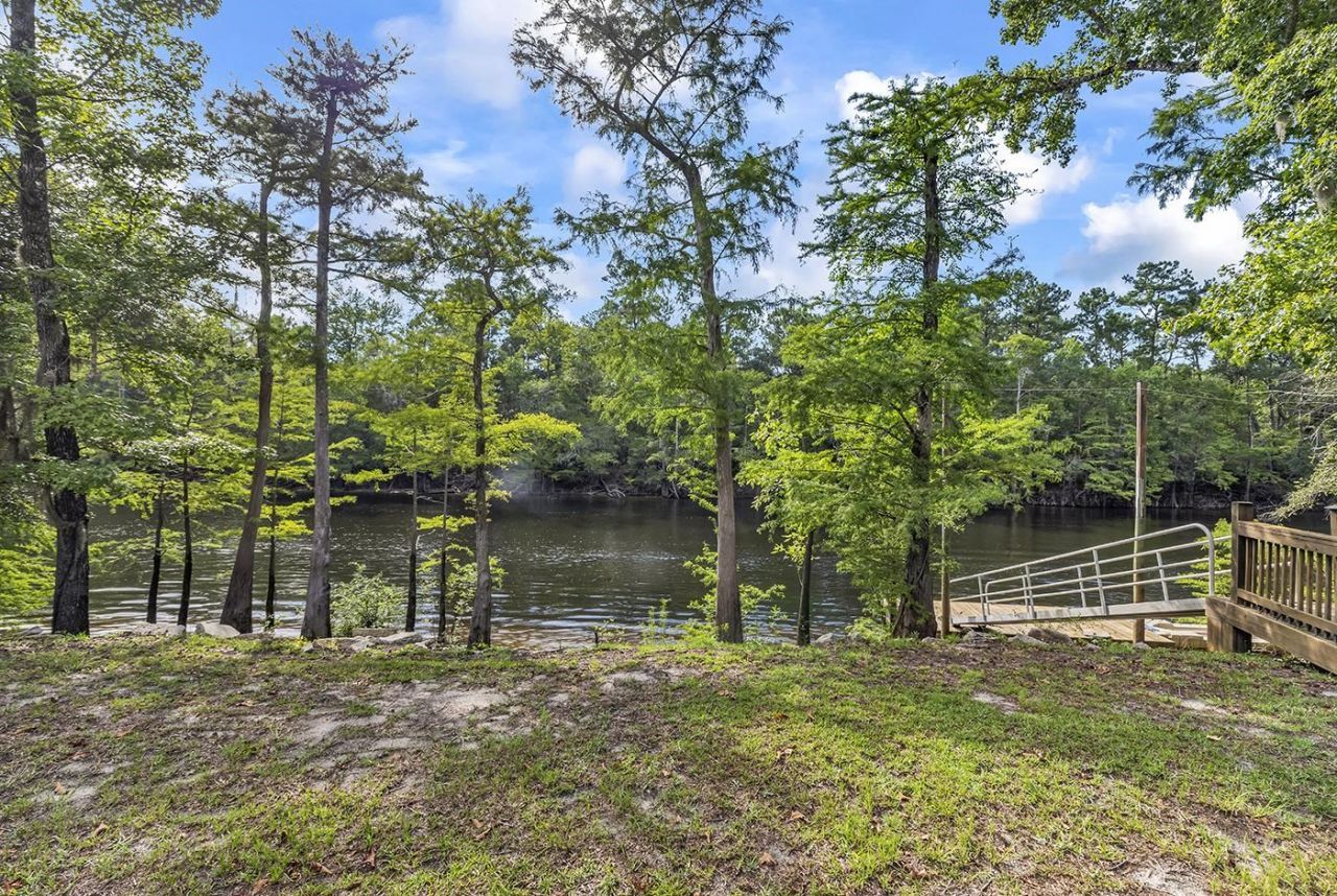 1870 Gray Oaks Dr. Photo 48