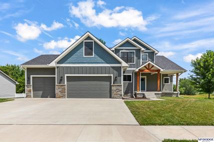 1138 Joann Drive, Blair, NE 68008