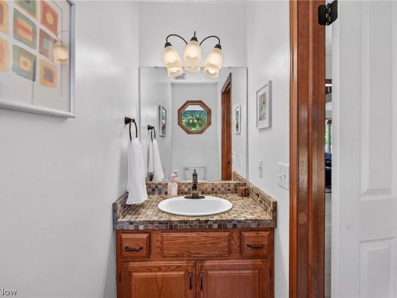 9610 Fox Meadow Lane, Chardon, OH 44024 Photo 17