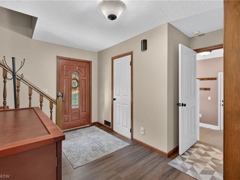 9610 Fox Meadow Lane, Chardon, OH 44024 Photo 18
