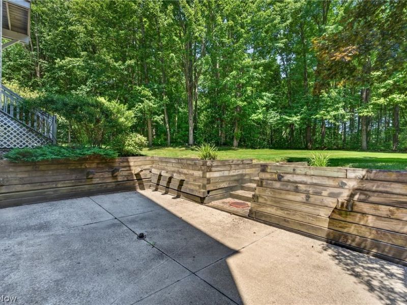 9610 Fox Meadow Lane, Chardon, OH 44024 Photo 34