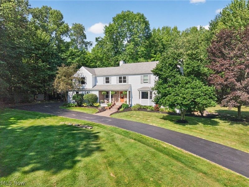 9610 Fox Meadow Lane, Chardon, OH 44024 Photo 4