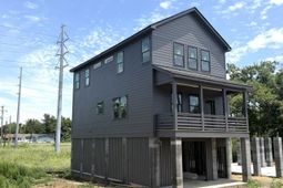 3116 Azalea Drive photo 4
