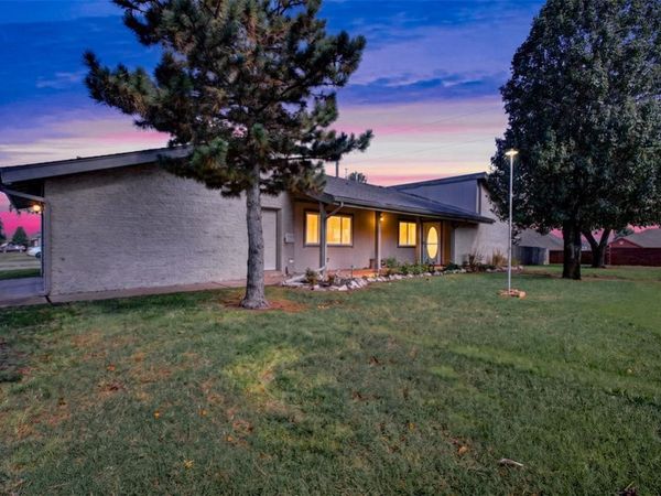 5808 Hefner Village Court, Oklahoma City, OK 73162