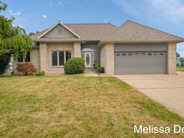 1507 Joseph Lane, Hudsonville, MI 49426