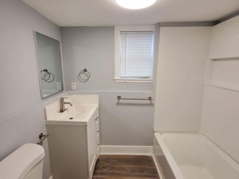 2480 Azelda Street , Columbus, OH 43211 Photo 12