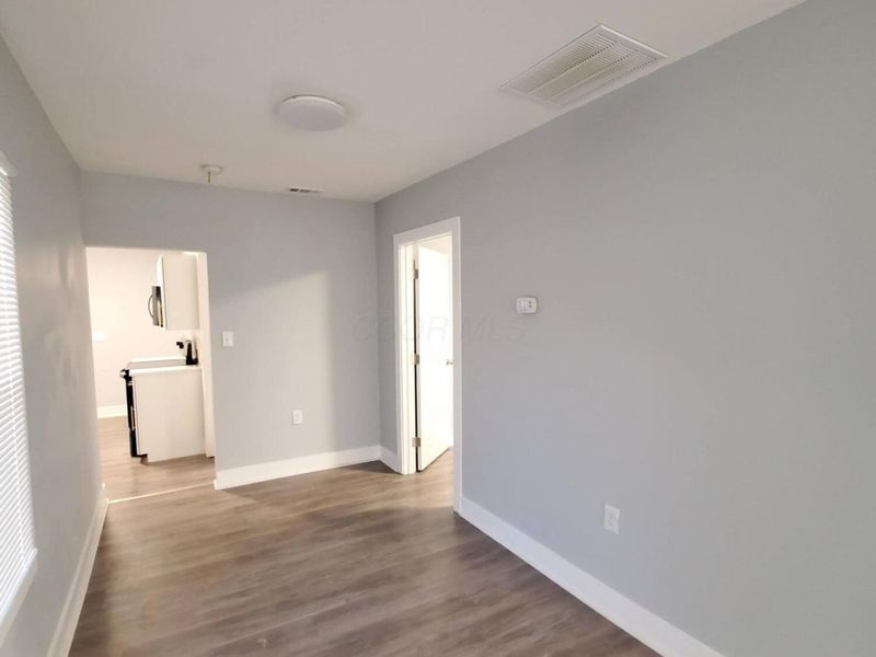 2480 Azelda Street , Columbus, OH 43211 Photo 9