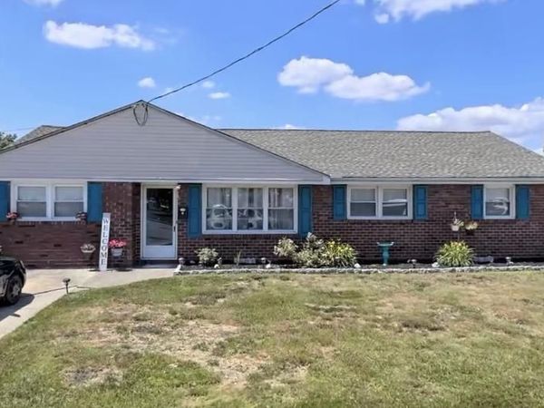 73 TROY AVENUE , GIBBSTOWN, NJ 08027