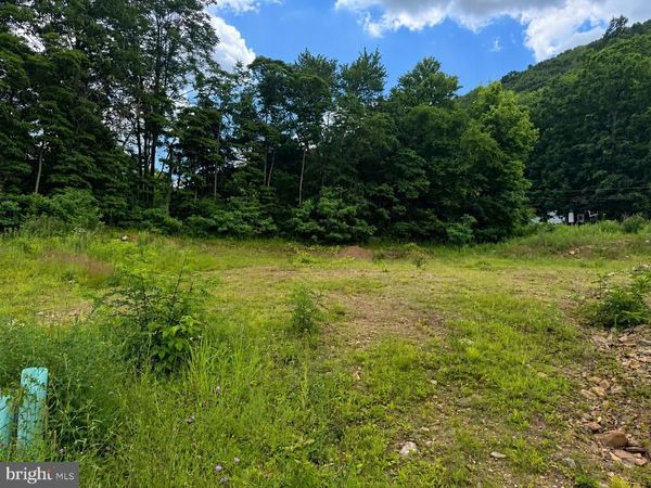 133 & 135 WILLOW STREET , GORDON, PA 17936