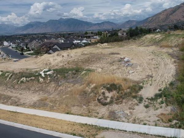 1367 S 370 E, Unit 33, Salem, UT 84653