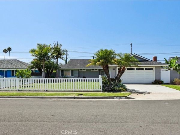 10362 Christmas Drive , Huntington Beach, CA 92646