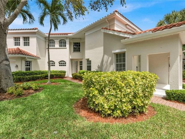 200 L Ambiance CIR, Unit 104, NAPLES, FL 34108