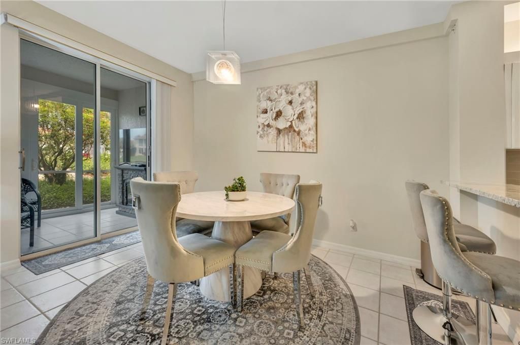200 L Ambiance Cir, Unit 104, Naples, FL 34108 Photo