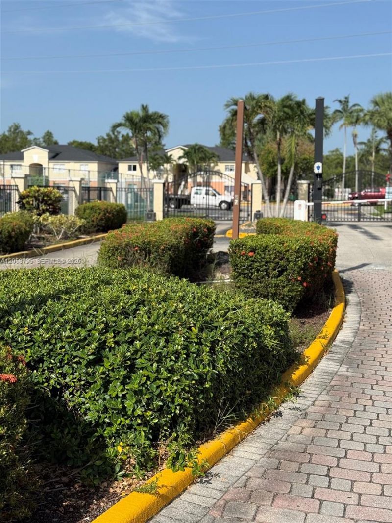 3600 N 56th Ave , Unit 115, Hollywood, FL 33021 Photo