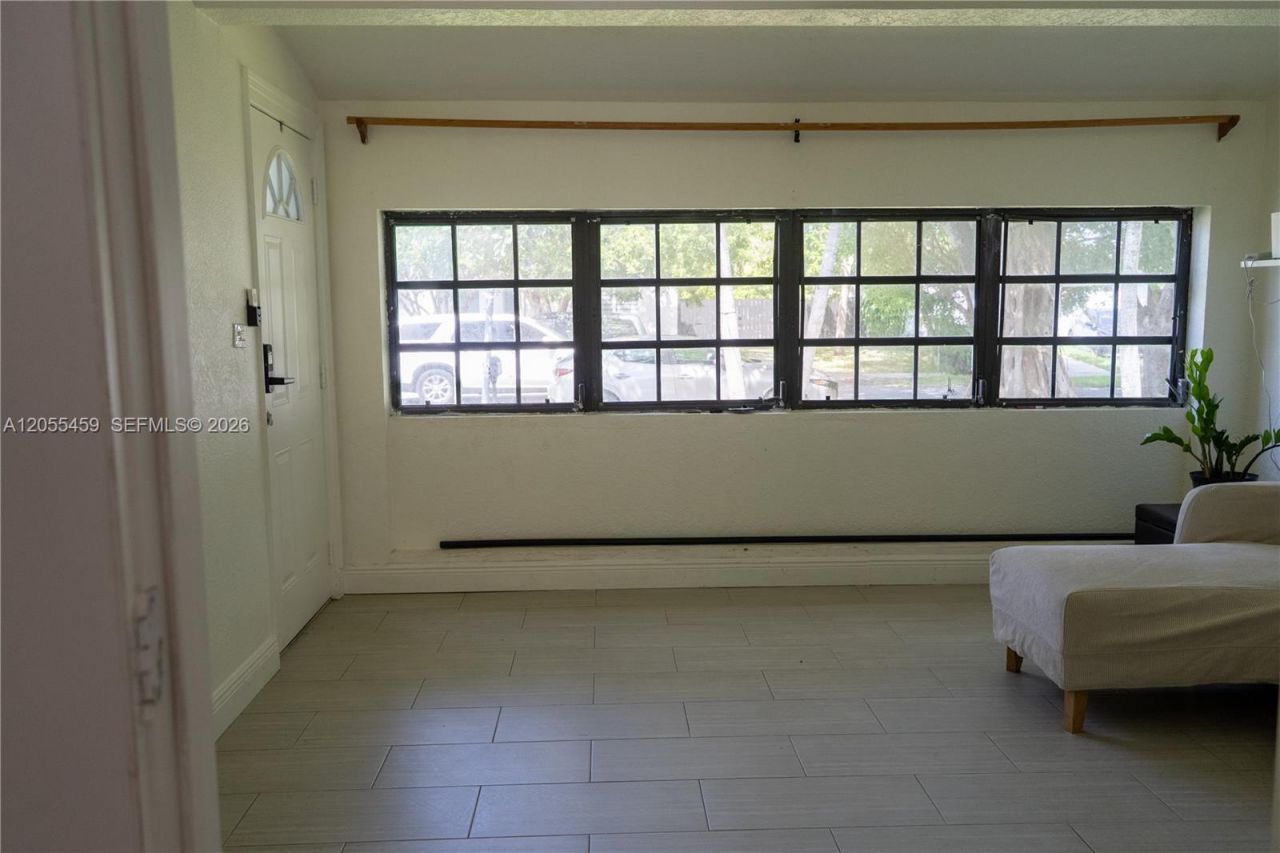 20530 Eagle Nest Rd, Cutler Bay, FL 33189 Photo