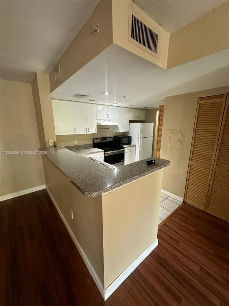 5035 Wiles Rd , Unit 203, Coconut Creek, FL 33073 Photo