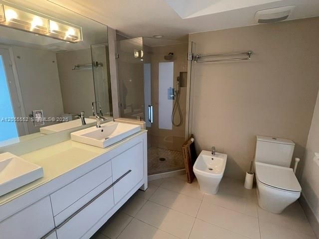 6301 Collins Ave, Unit 2402, Miami Beach, FL 33141 Photo