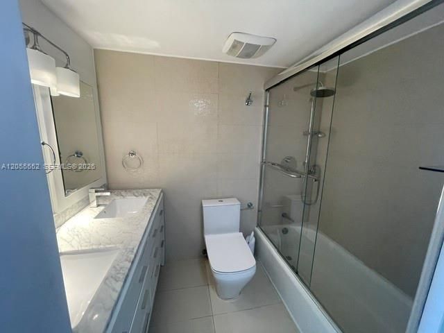6301 Collins Ave, Unit 2402, Miami Beach, FL 33141 Photo