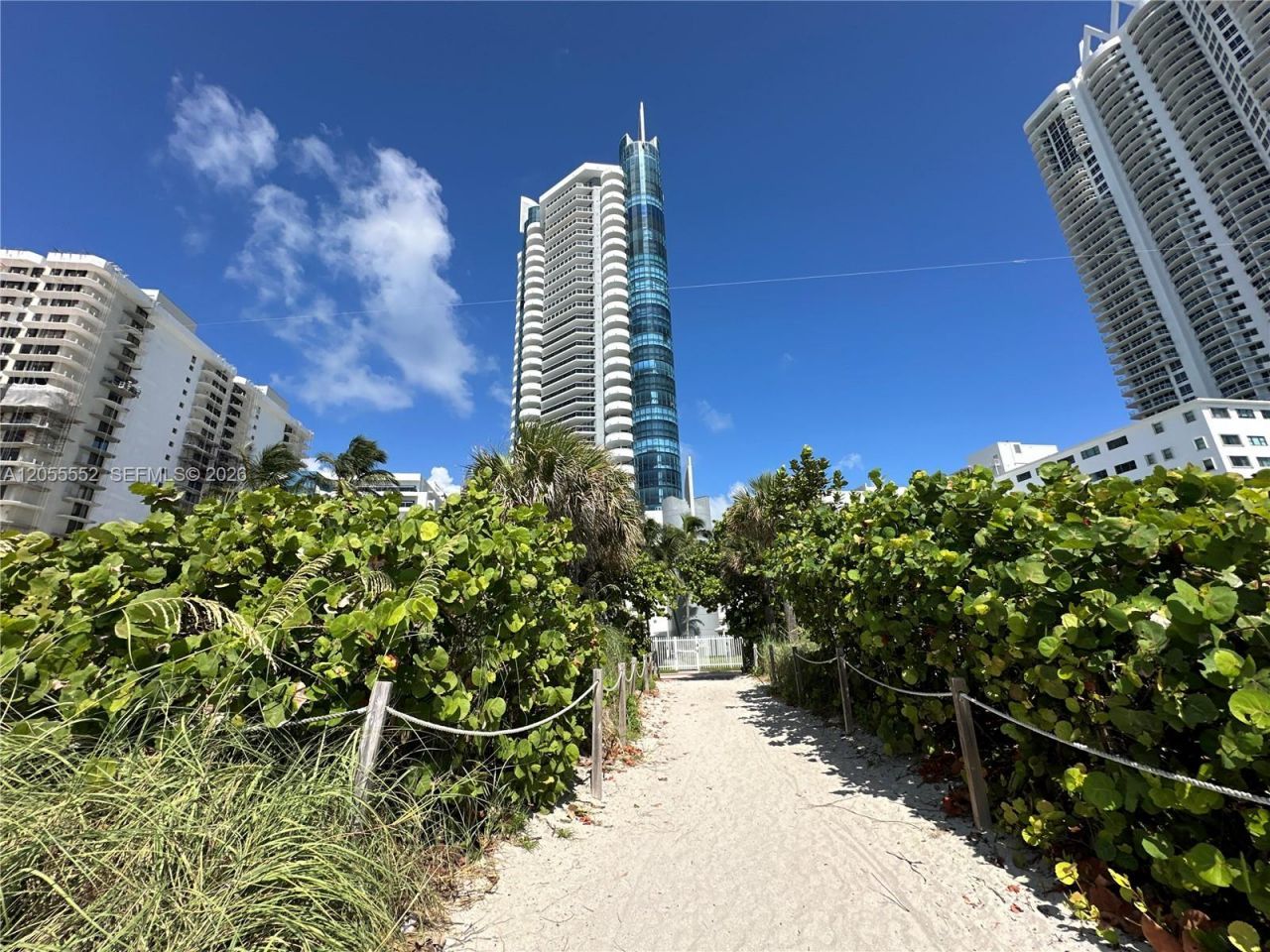 6301 Collins Ave, Unit 2402, Miami Beach, FL 33141 Photo