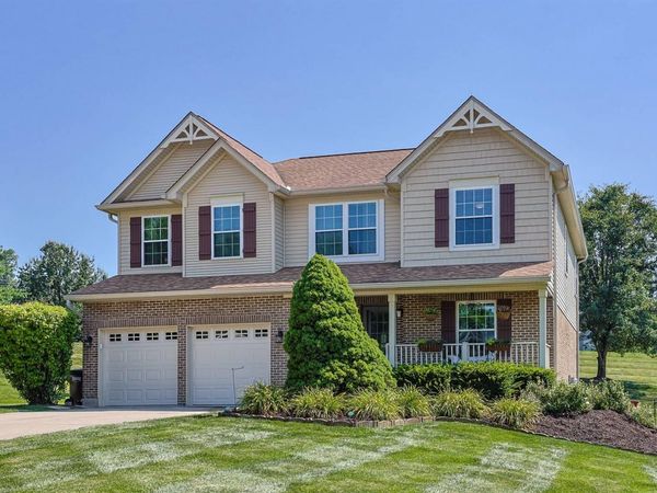 2897 Spring Cove Way, Burlington, KY 41005