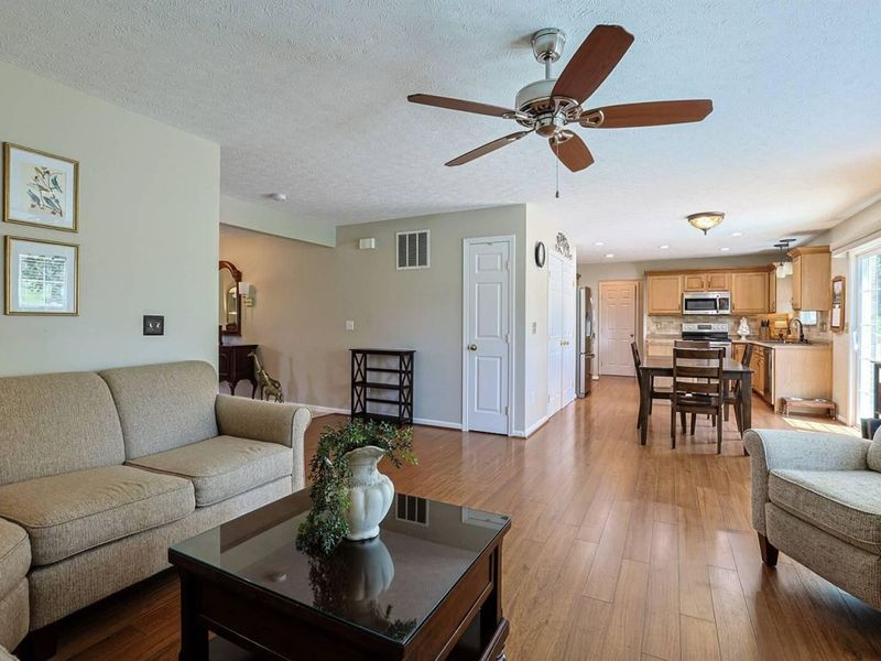 2897 Spring Cove Way, Burlington, KY 41005 Photo 10