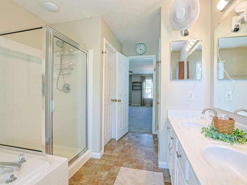 2897 Spring Cove Way, Burlington, KY 41005 Photo 27