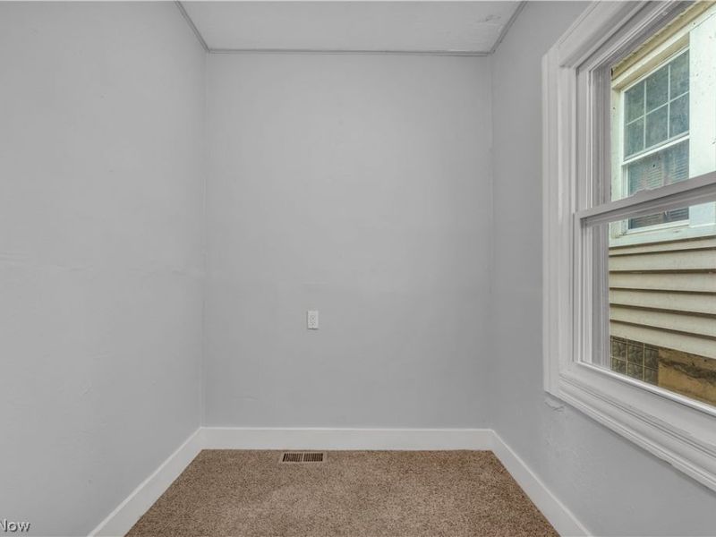 3221 Trowbridge Avenue, Cleveland, OH 44109 Photo 16