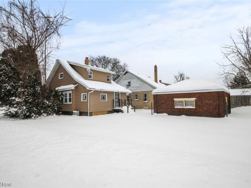 2003 E Midlothian Boulevard, Youngstown, OH 44502 Photo 5